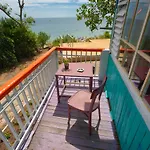 Steller & Camping Odessza